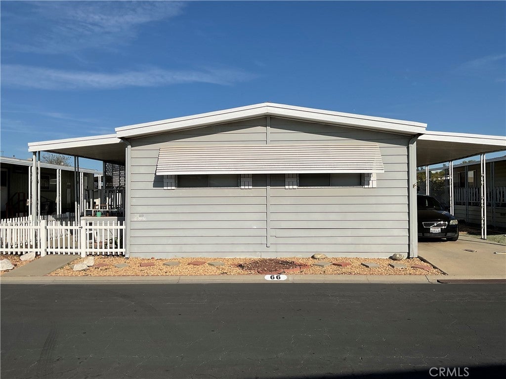 Photo of Listing #IV24248611