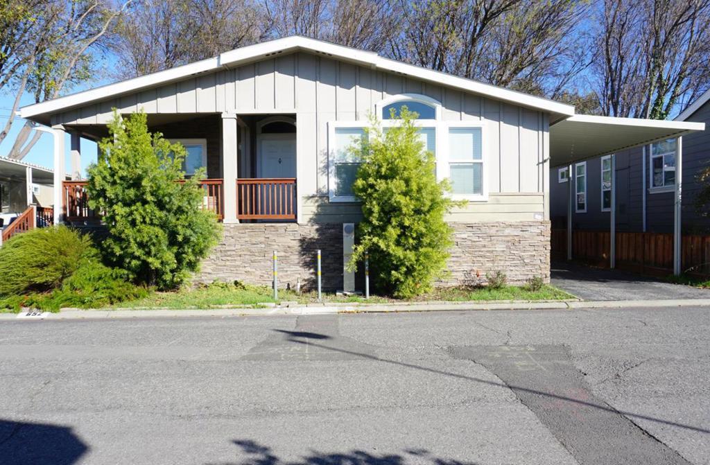 Photo of Listing #ML81989215