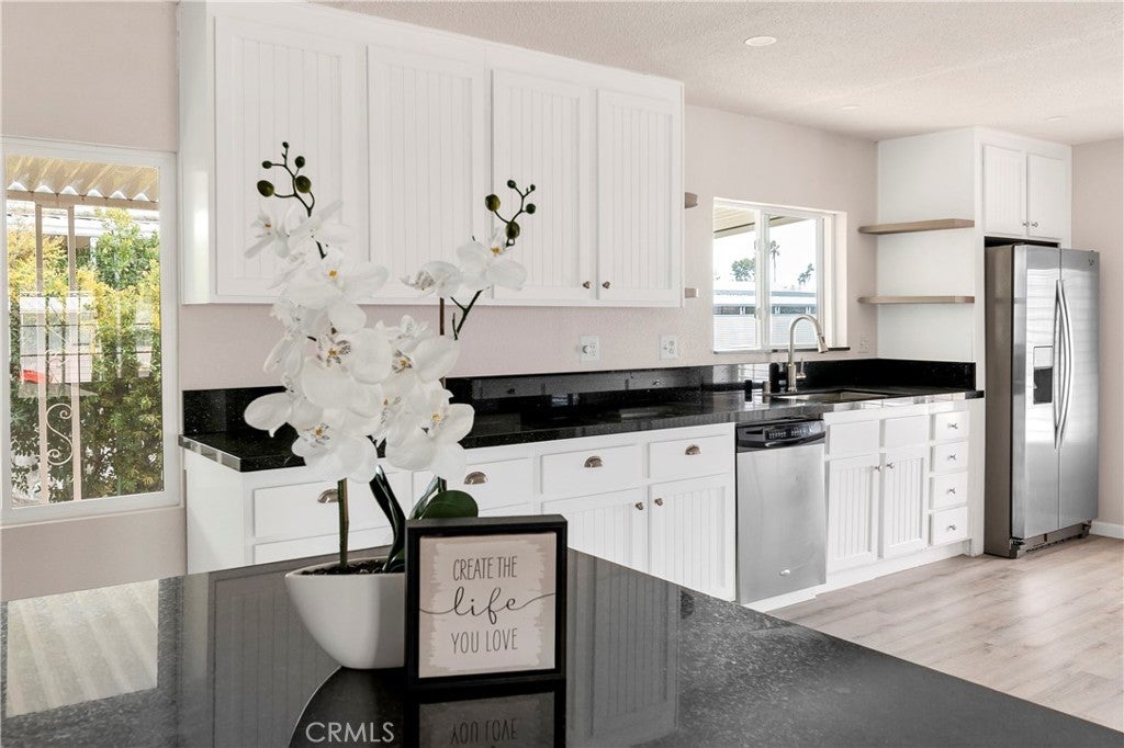 Photo of Listing #SW25003440