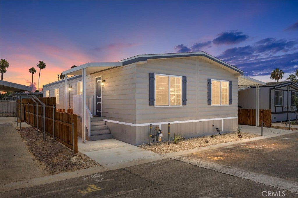 Photo of Listing #SR25006058