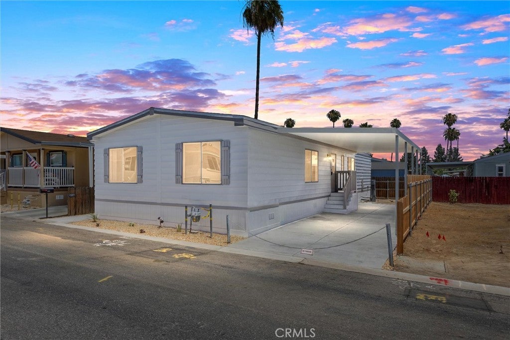 Photo of Listing #SR25006085