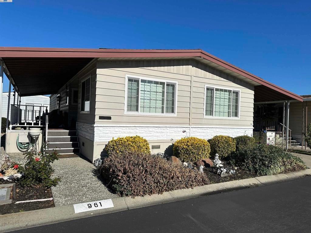 Photo of Listing #41082057