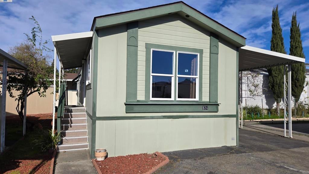 Photo of Listing #41082269