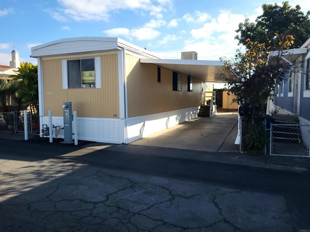 Photo of Listing #PTP2500468