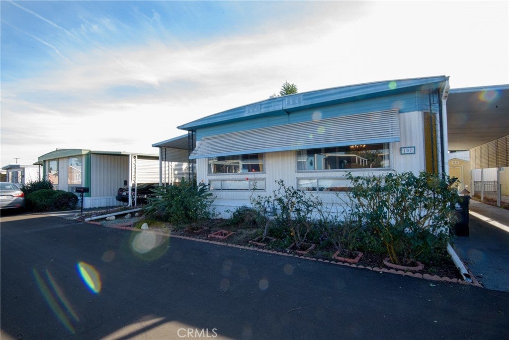 Photo of Listing #SR25013532