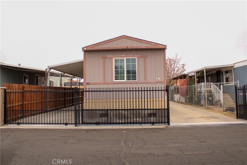 Photo of Listing #SR25019694