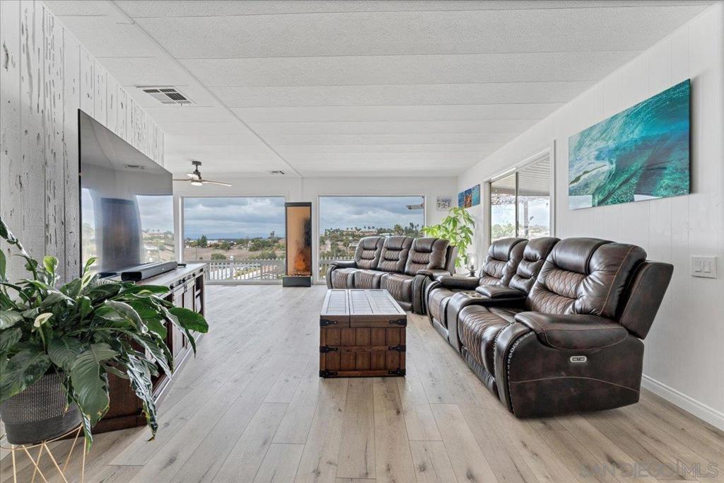 Photo of Listing #250018124SD