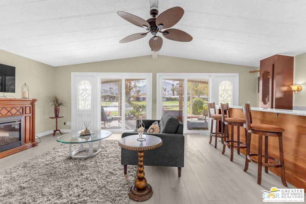 Photo of Listing #25495311PS