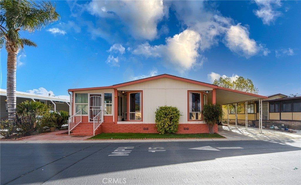 Photo of Listing #SW25027743