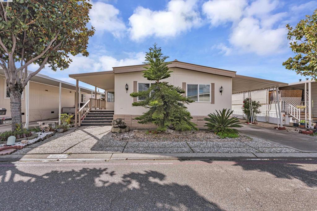 Photo of Listing #41085587