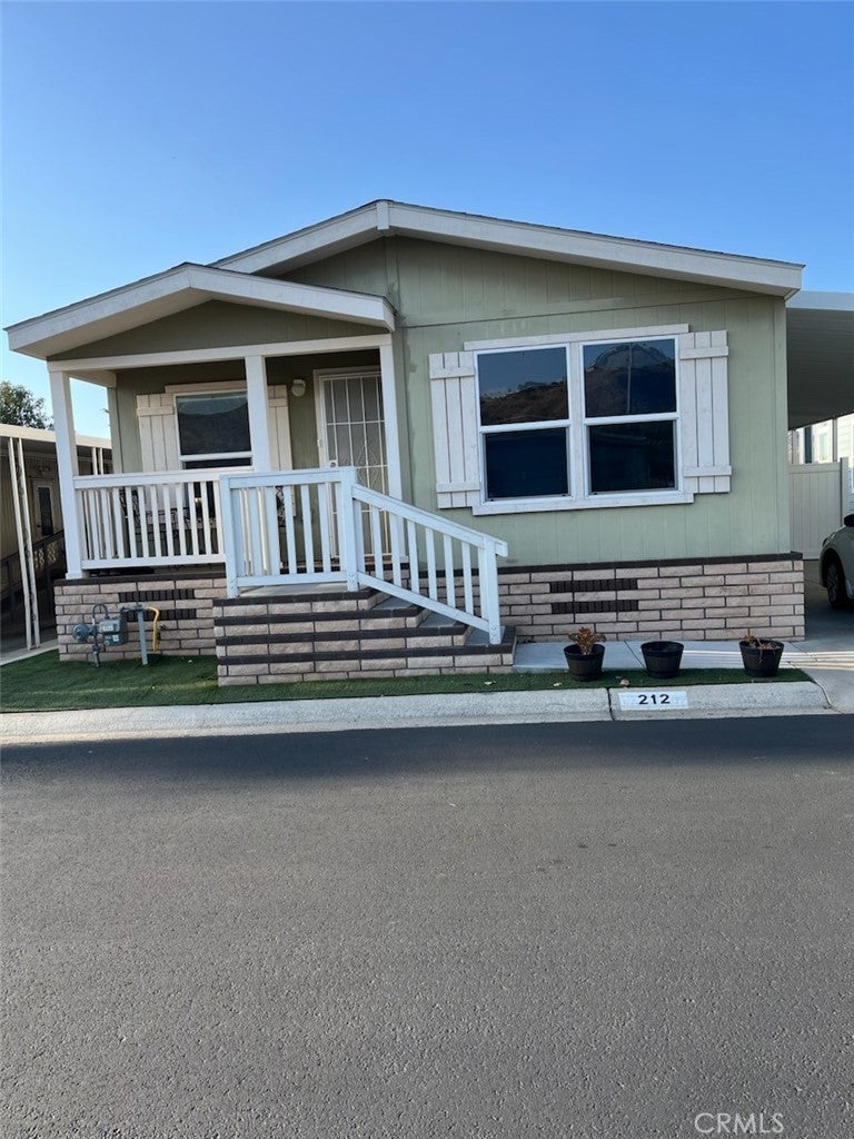 Photo of Listing #IV25032346