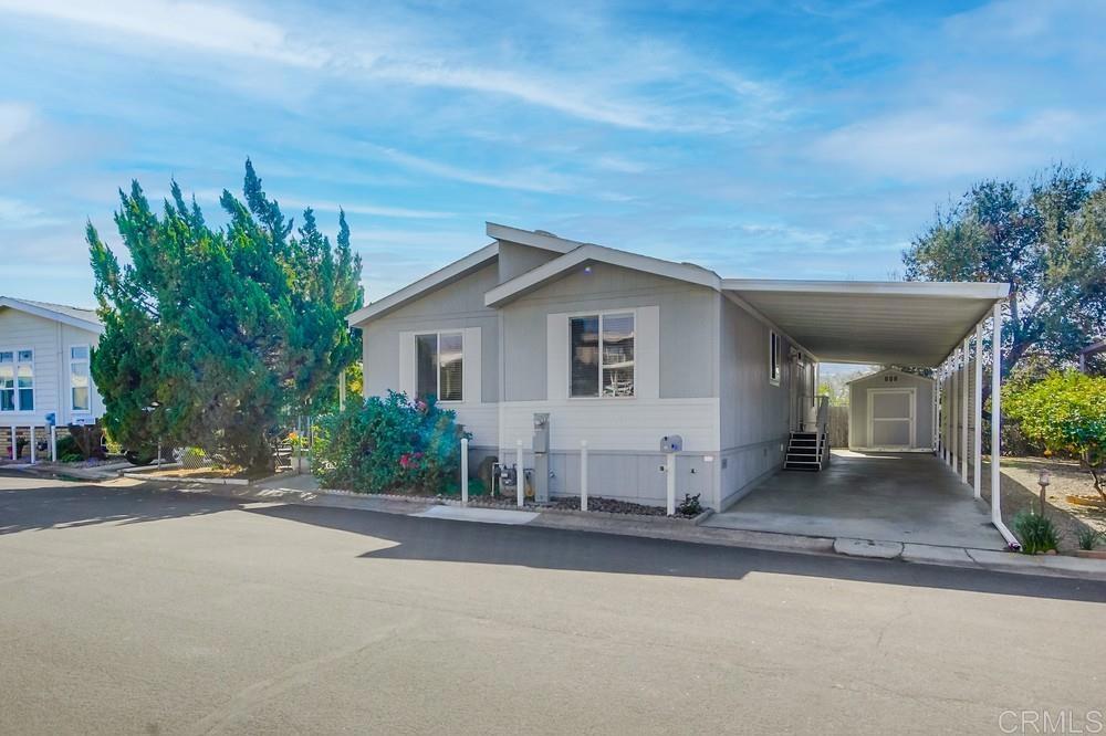 Photo of Listing #PTP2501118