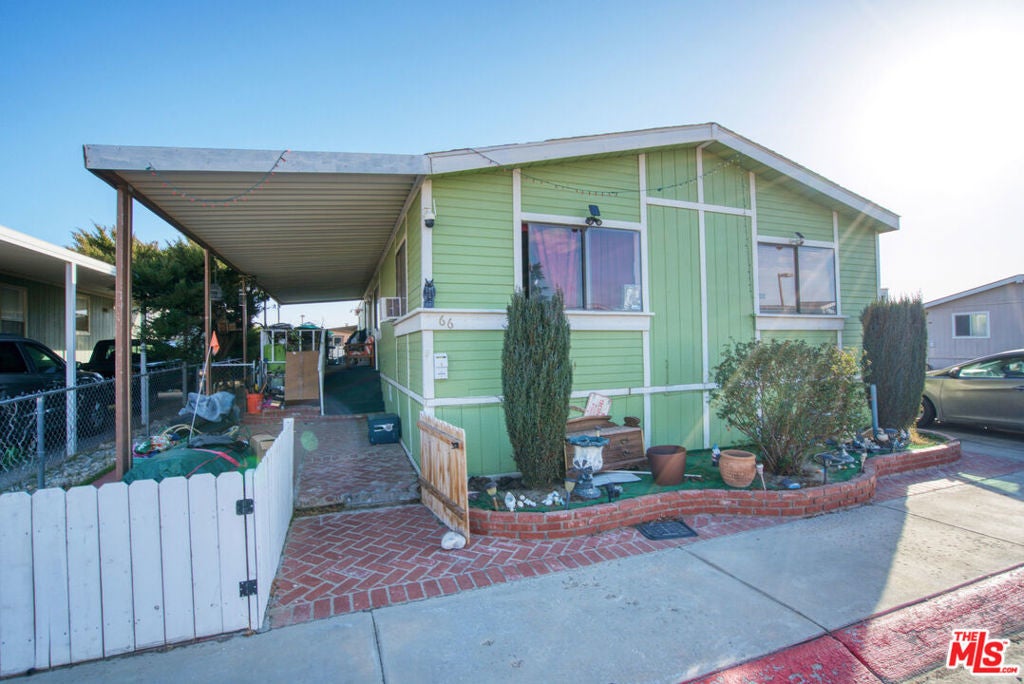 Photo of Listing #25504071