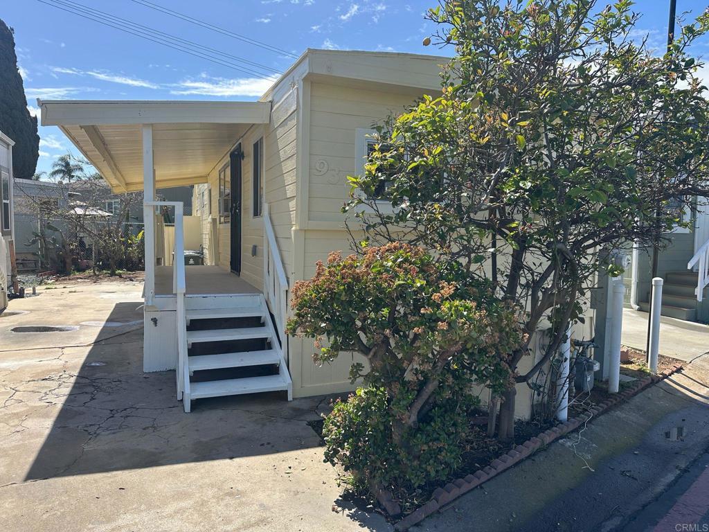 Photo of Listing #PTP2501659