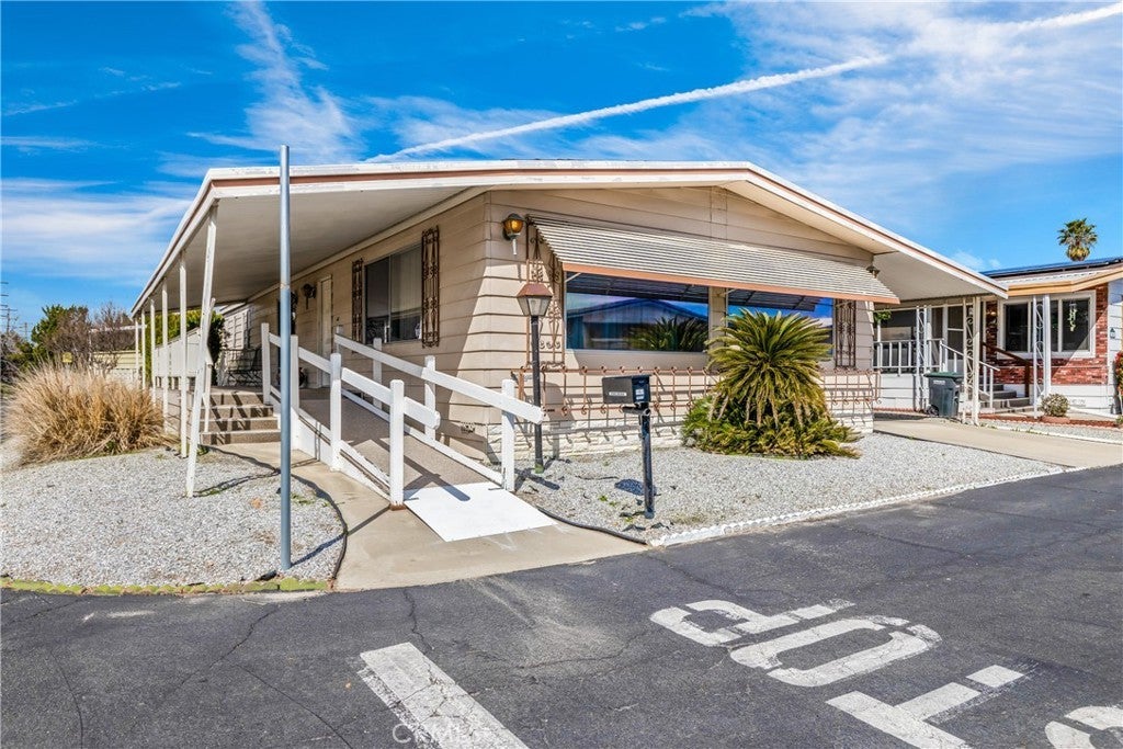 Photo of Listing #SW25059171