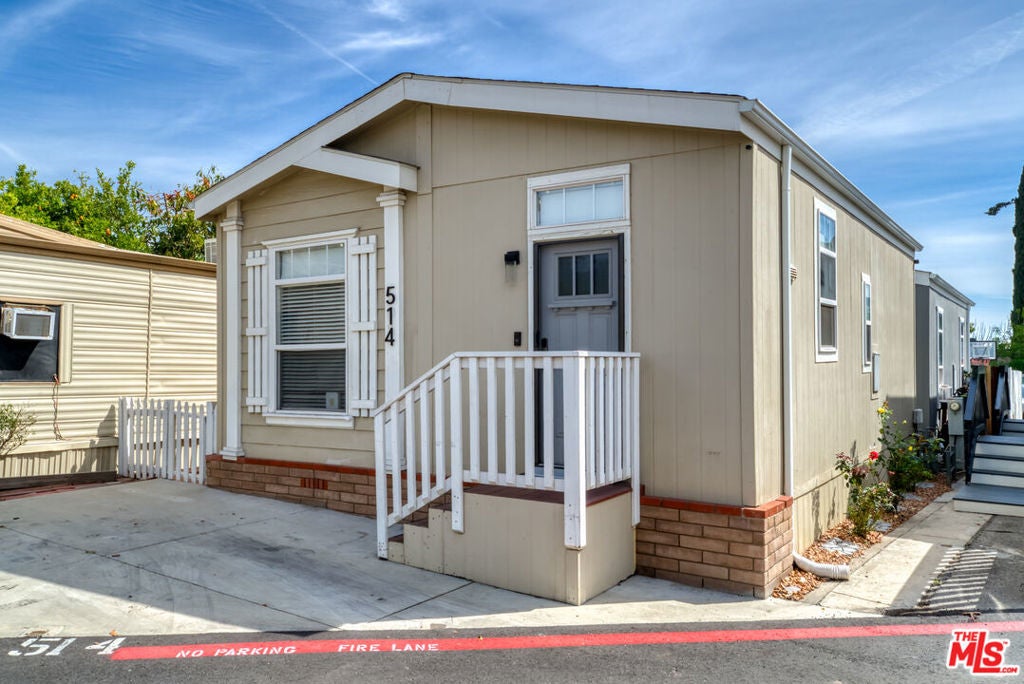 Photo of Listing #25513505