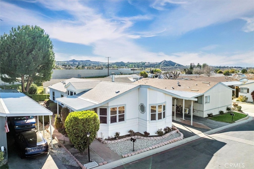 Photo of Listing #SR25063159