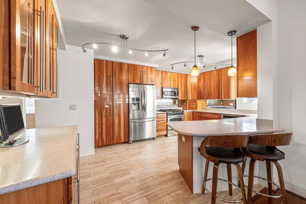 Photo of Listing #219127236DA