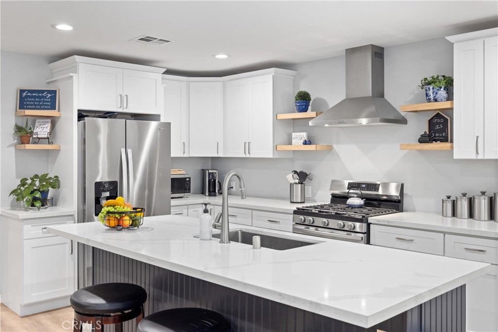 Photo of Listing #PW25066030