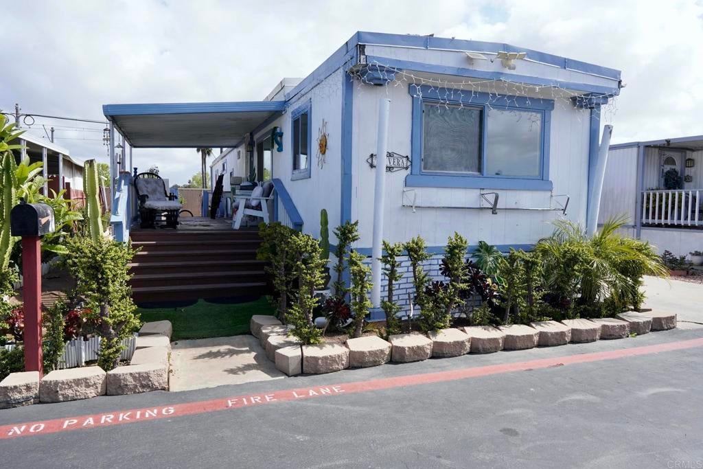 Photo of Listing #PTP2502310