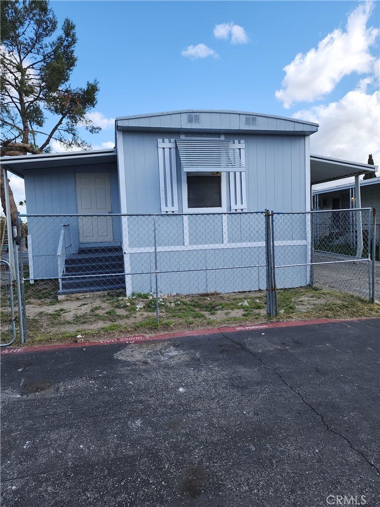 Photo of Listing #IV25072967