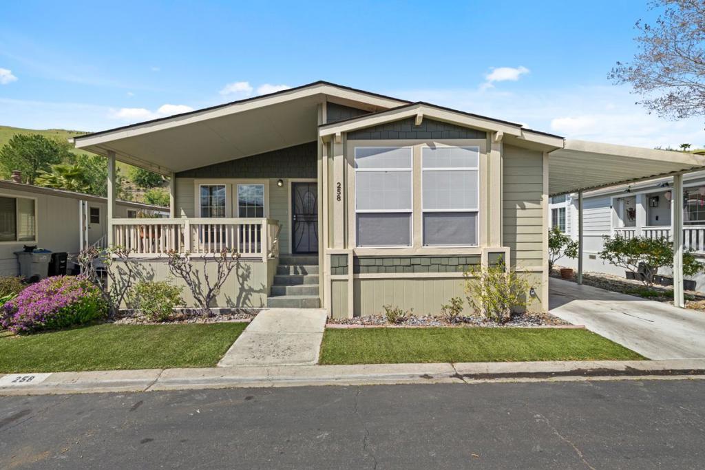 Photo of Listing #ML82001189