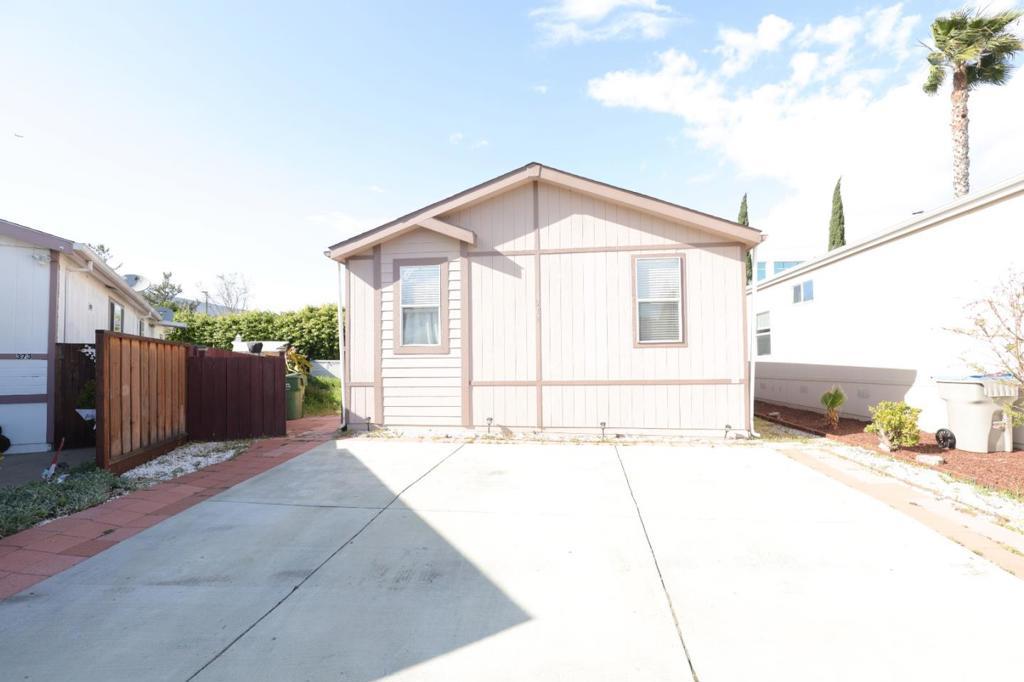 Photo of Listing #ML82001700