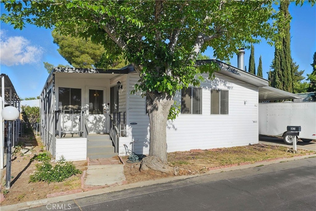 Photo of Listing #SR25078394