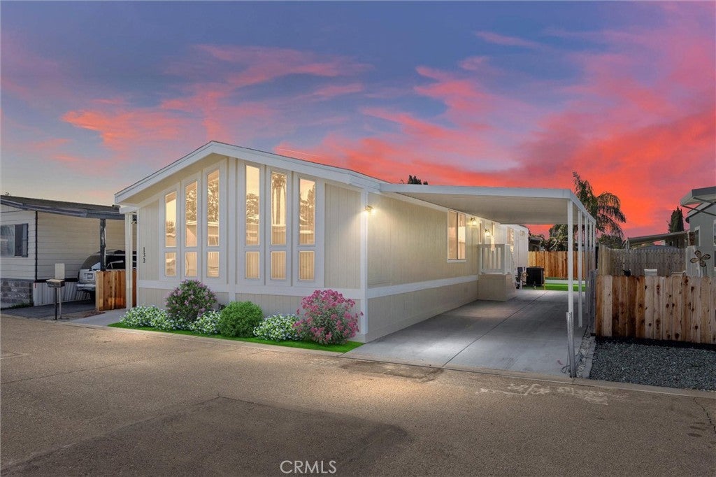 Photo of Listing #SR25083251