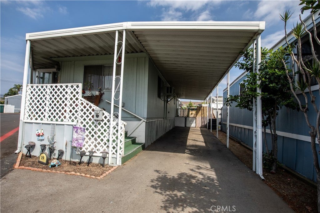 Photo of Listing #IV25084068