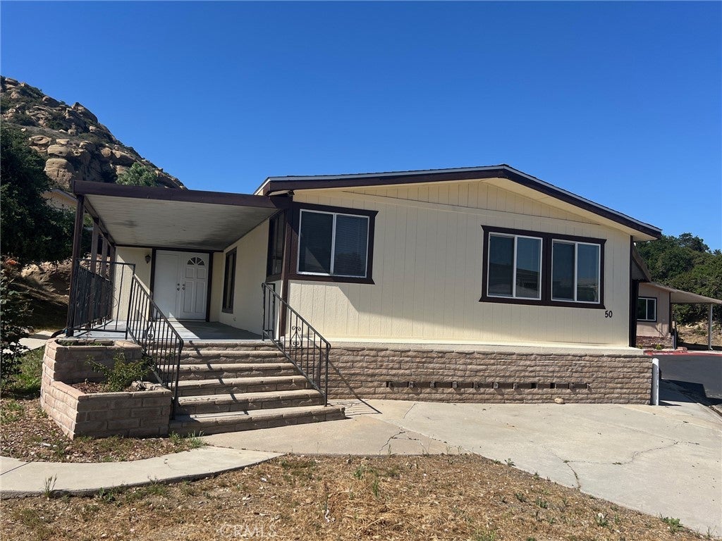 Photo of Listing #SR25089388