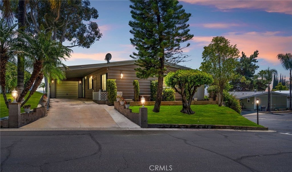 Photo of Listing #SW25092545