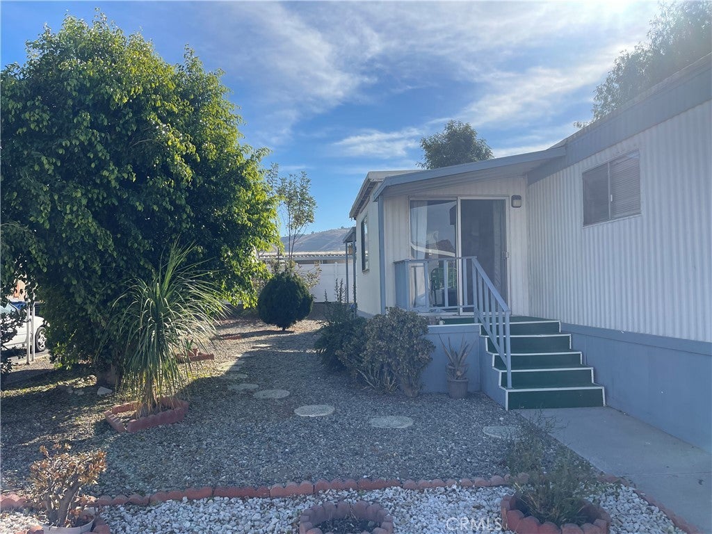 Photo of Listing #PW25093657