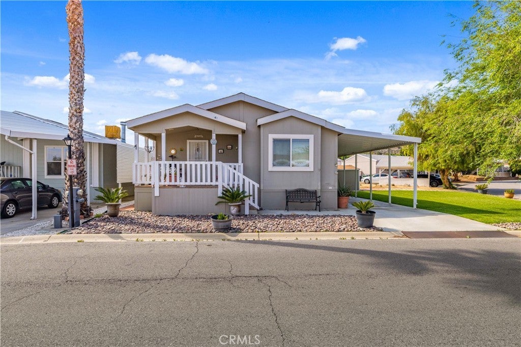 Photo of Listing #SR25094769