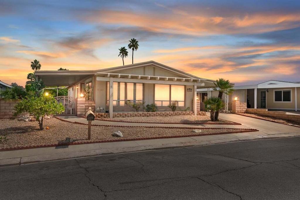 Photo of Listing #219129775DA