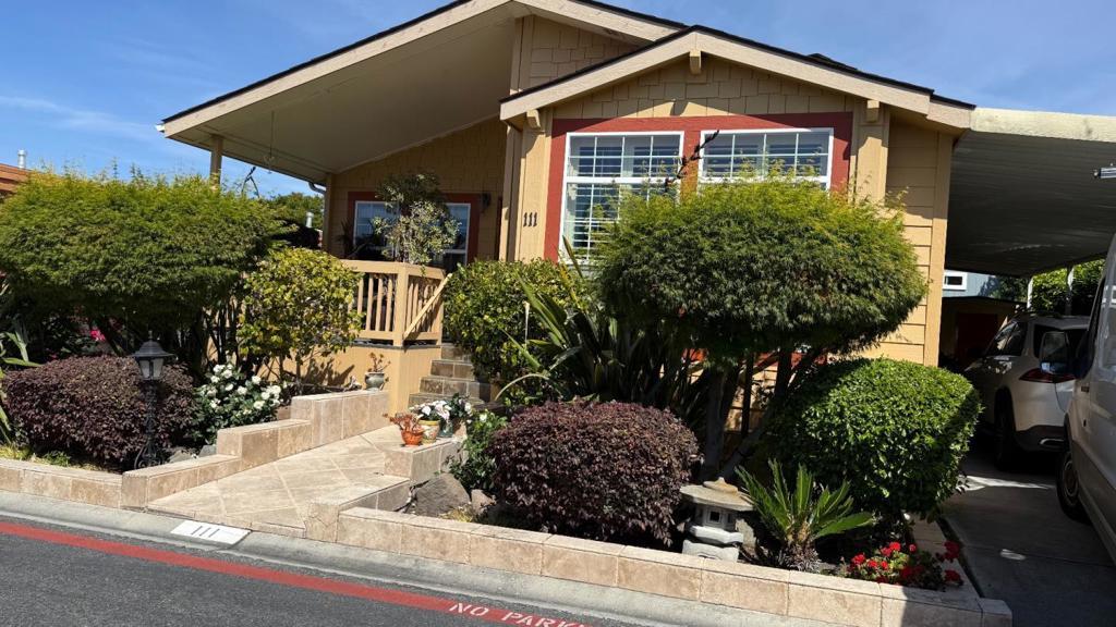 Photo of Listing #ML82007045