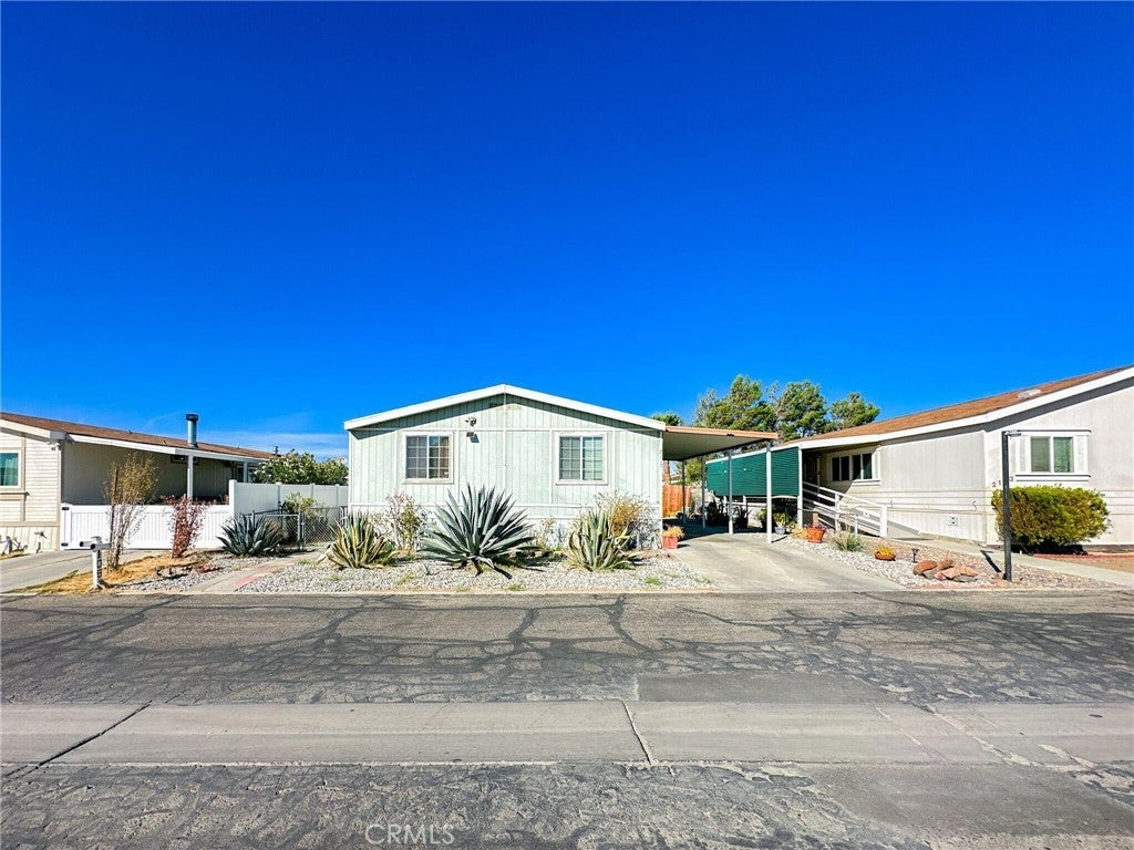 Photo of Listing #SR25113019