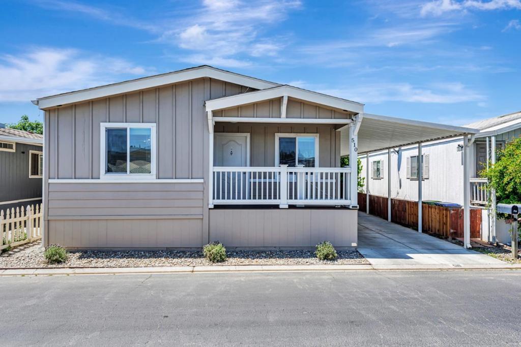 Photo of Listing #ML82007952