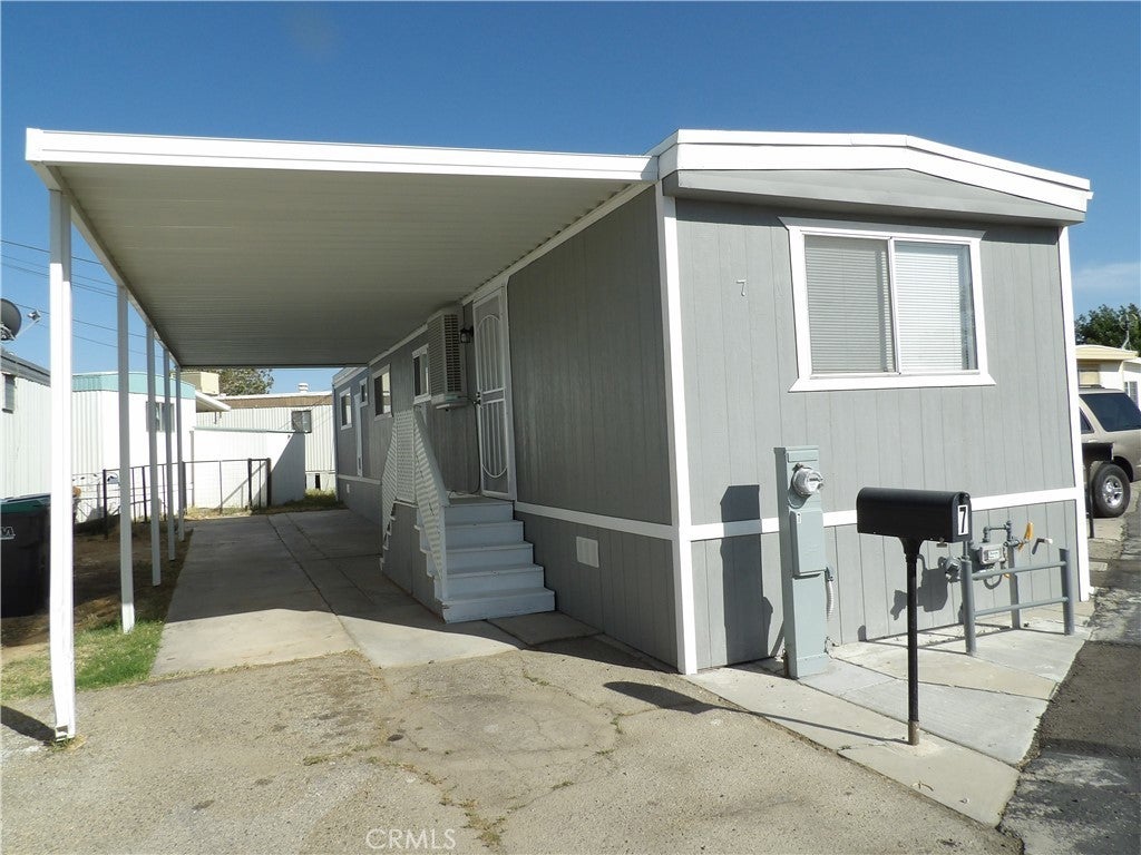 Photo of Listing #SR25116675