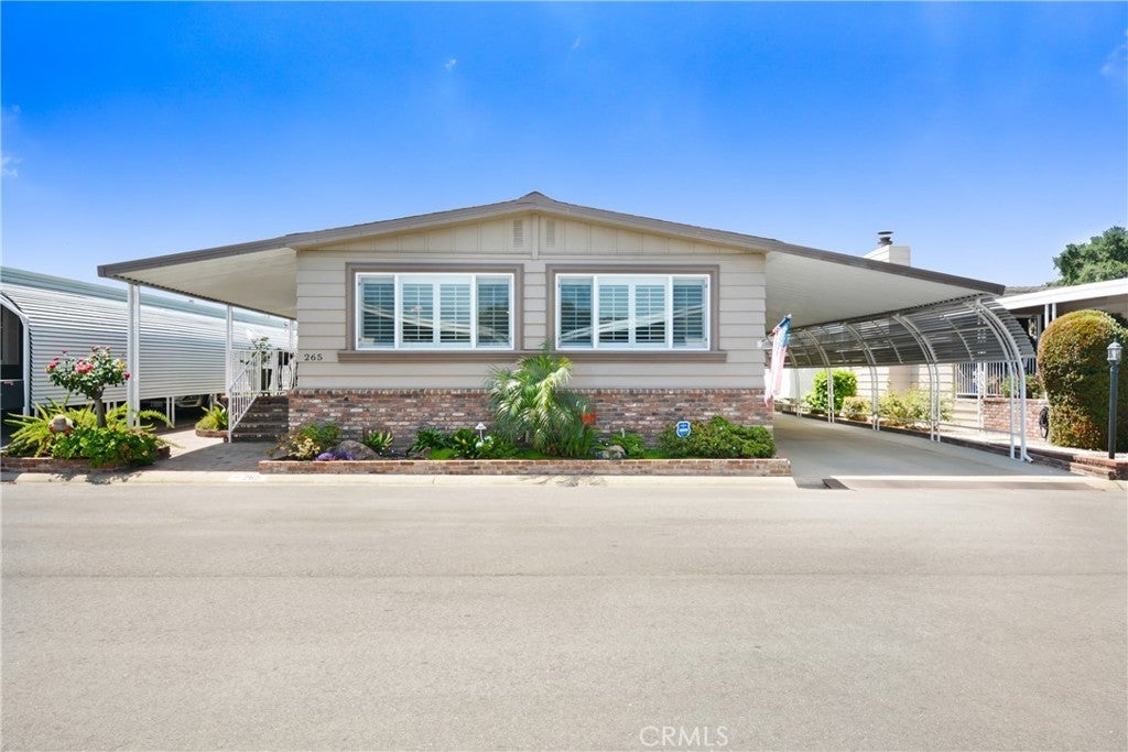 Photo of Listing #CV25119169