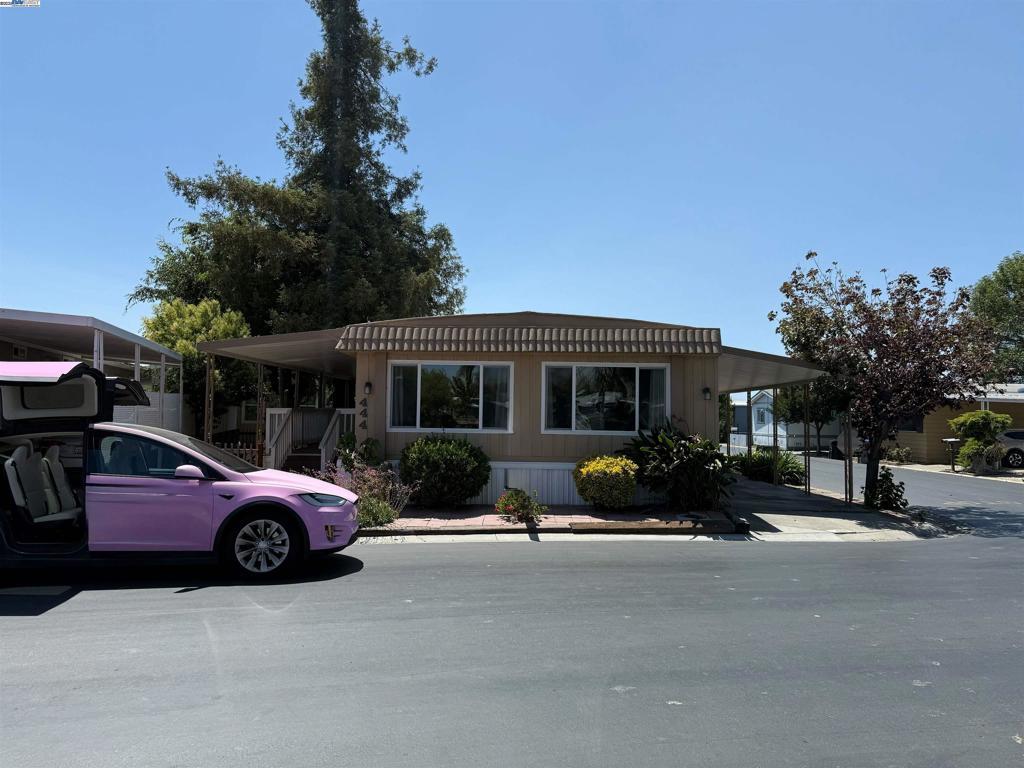 Photo of Listing #41099874