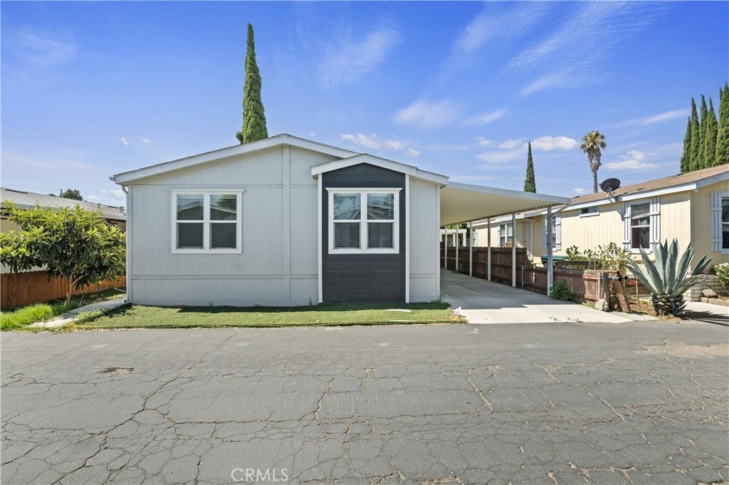 Photo of Listing #CV25136331