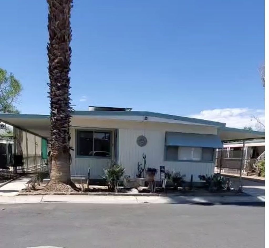 7 Via Valverde, Cathedral City