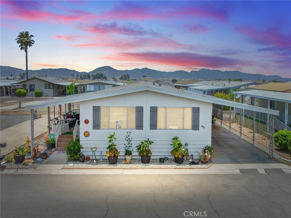 Photo of Listing #SW25143587