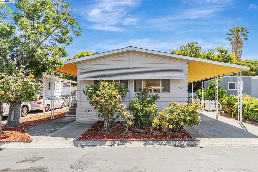 Photo of Listing #41103359