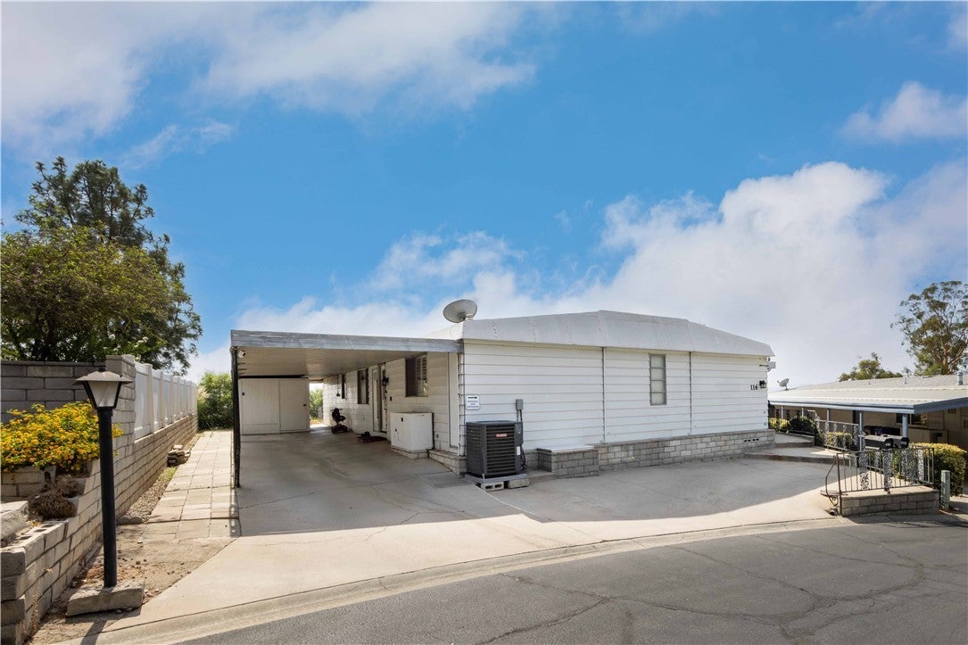 Photo of Listing #SW25149436