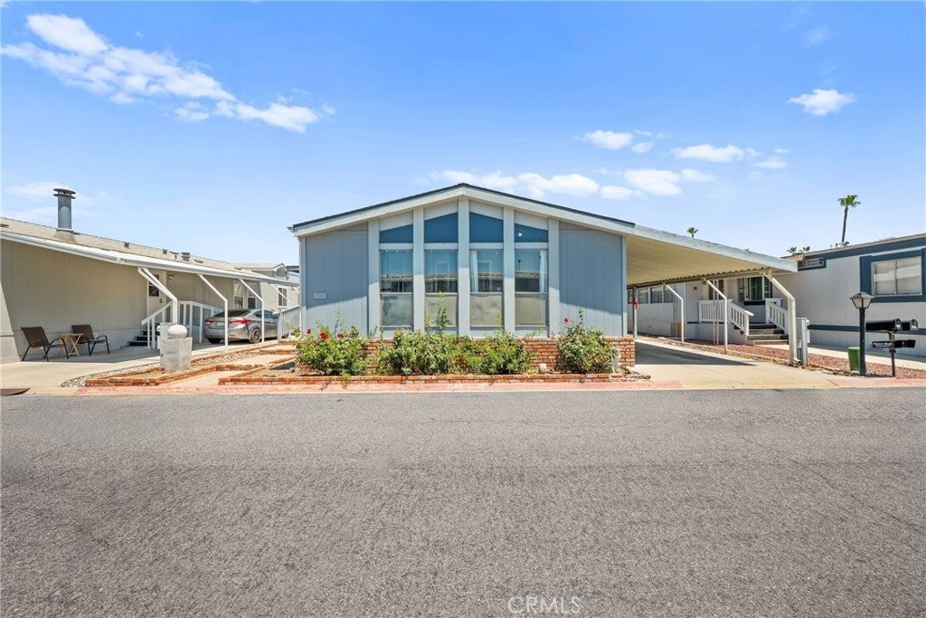 Photo of Listing #SW25155575