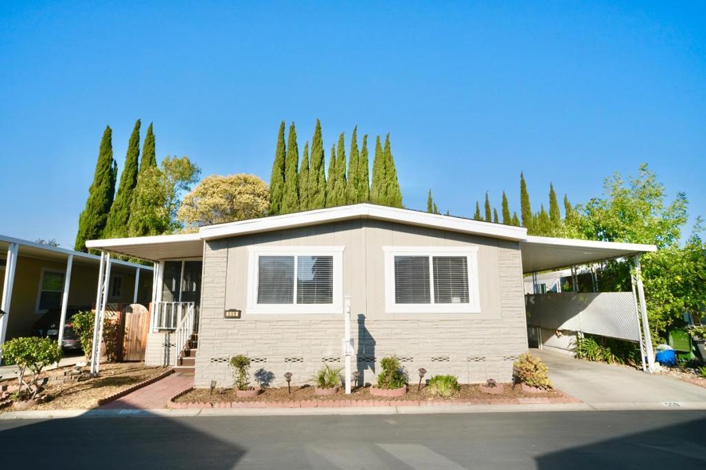 Photo of Listing #ML82014353