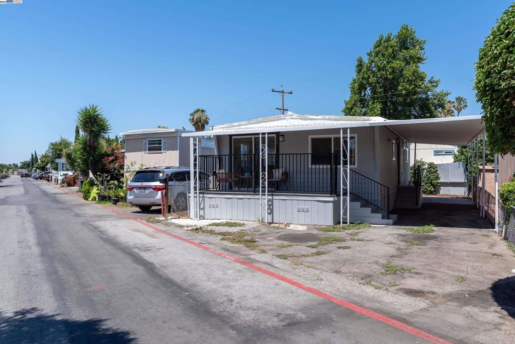 Photo of Listing #41104944