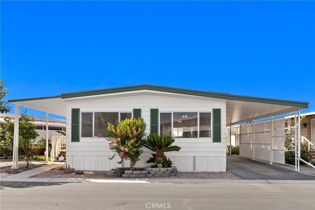 Photo of Listing #SW25162475